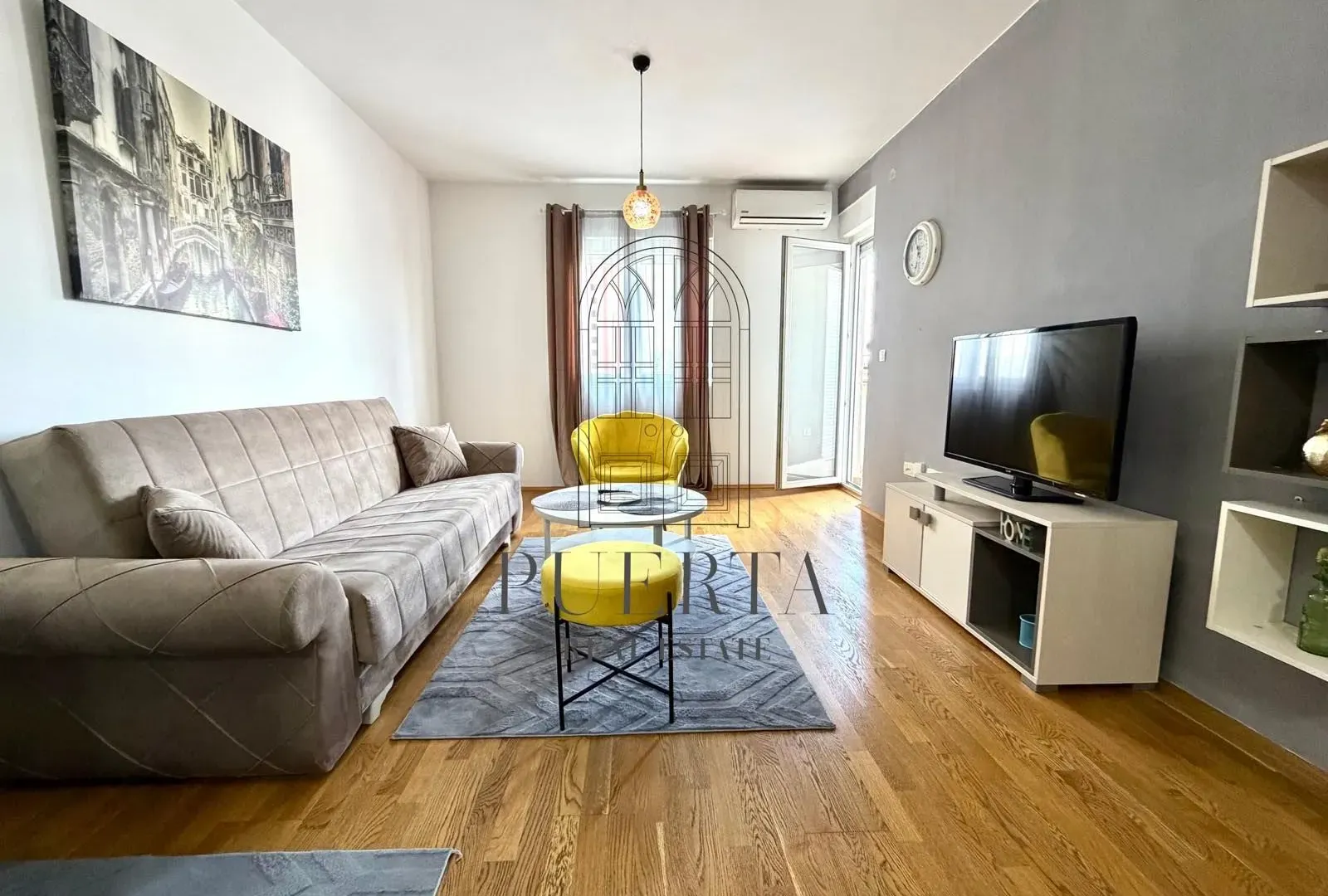 Izdavanje, jednosoban stan, 50m², Tuški Put, Podgorica