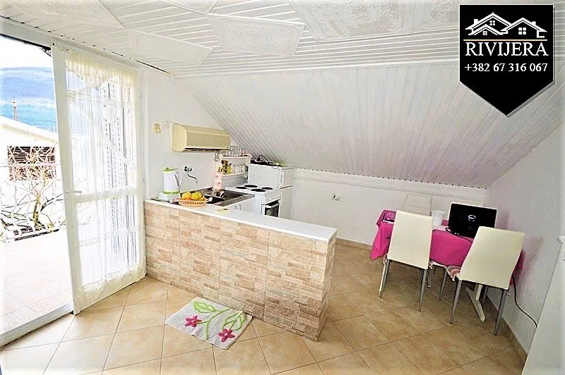 Prodaja, jednosoban stan, 56m², Đenovići, Herceg Novi
