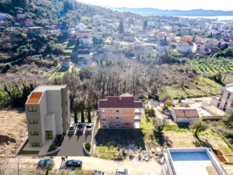 Prodaja, jednosoban stan, 70m², Donja Lastva, Tivat - image 4