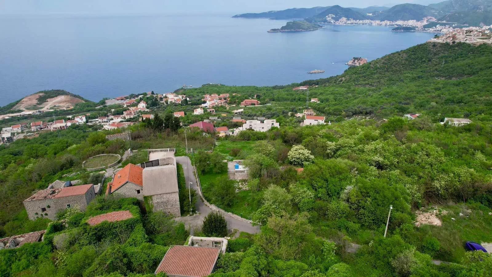 Prodaja, plac, 250m², Blizikuće, Budva