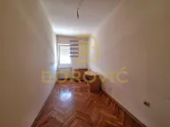 Izdavanje, trosoban stan, 70m², Čukarica, Beograd - image 7