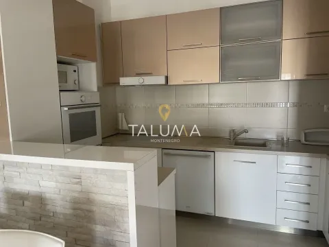 Izdavanje, dvosoban stan, 63m², City Kvart, Podgorica - image 6