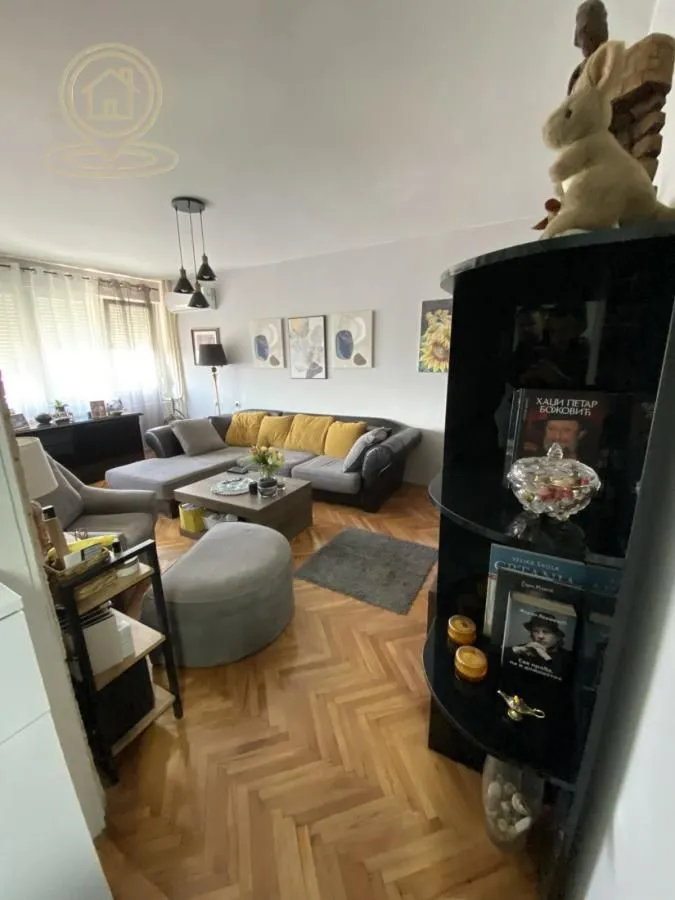 Prodaja, trosoban stan, 70m², Medijana, Niš