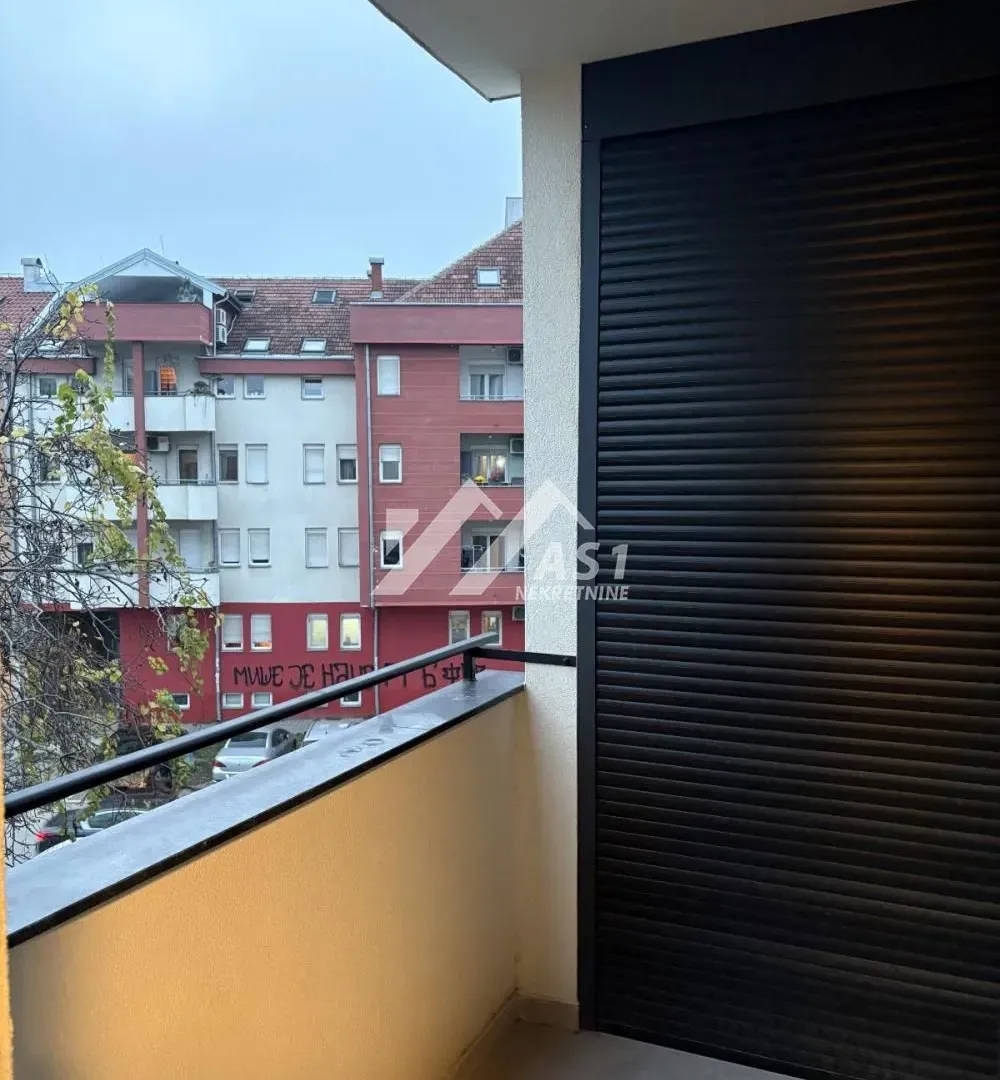 Izdavanje, jednosoban stan, 43m², Grbavica, Novi Sad Sve Podlokacije