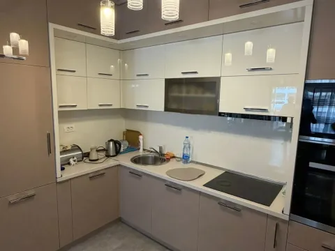 Izdavanje, dvosoban stan, 77m², Master Kvart, Podgorica - image 11