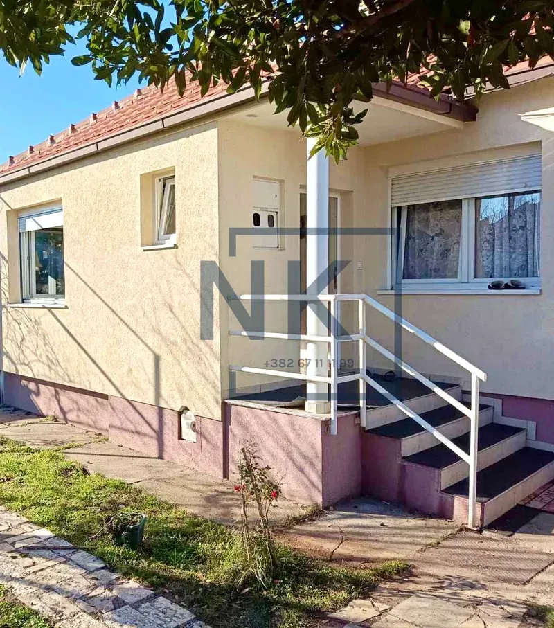 Prodaja, kuća, 55m², Tološi, Podgorica