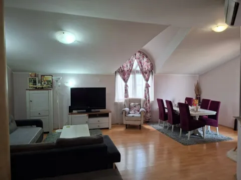 Rent, office space, 90m², Pobrežje, Podgorica - image 4