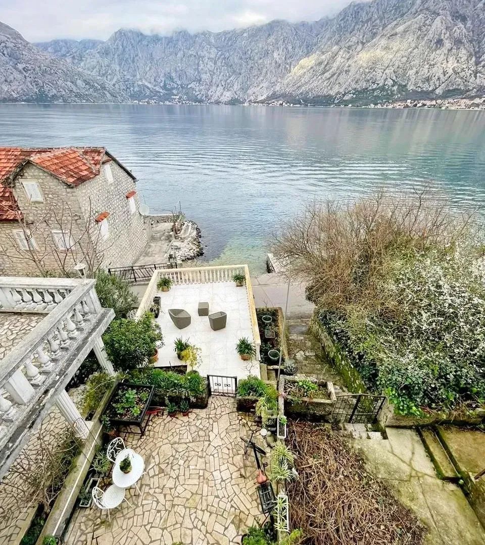 Sale, house, 120m², Prčanj, Kotor
