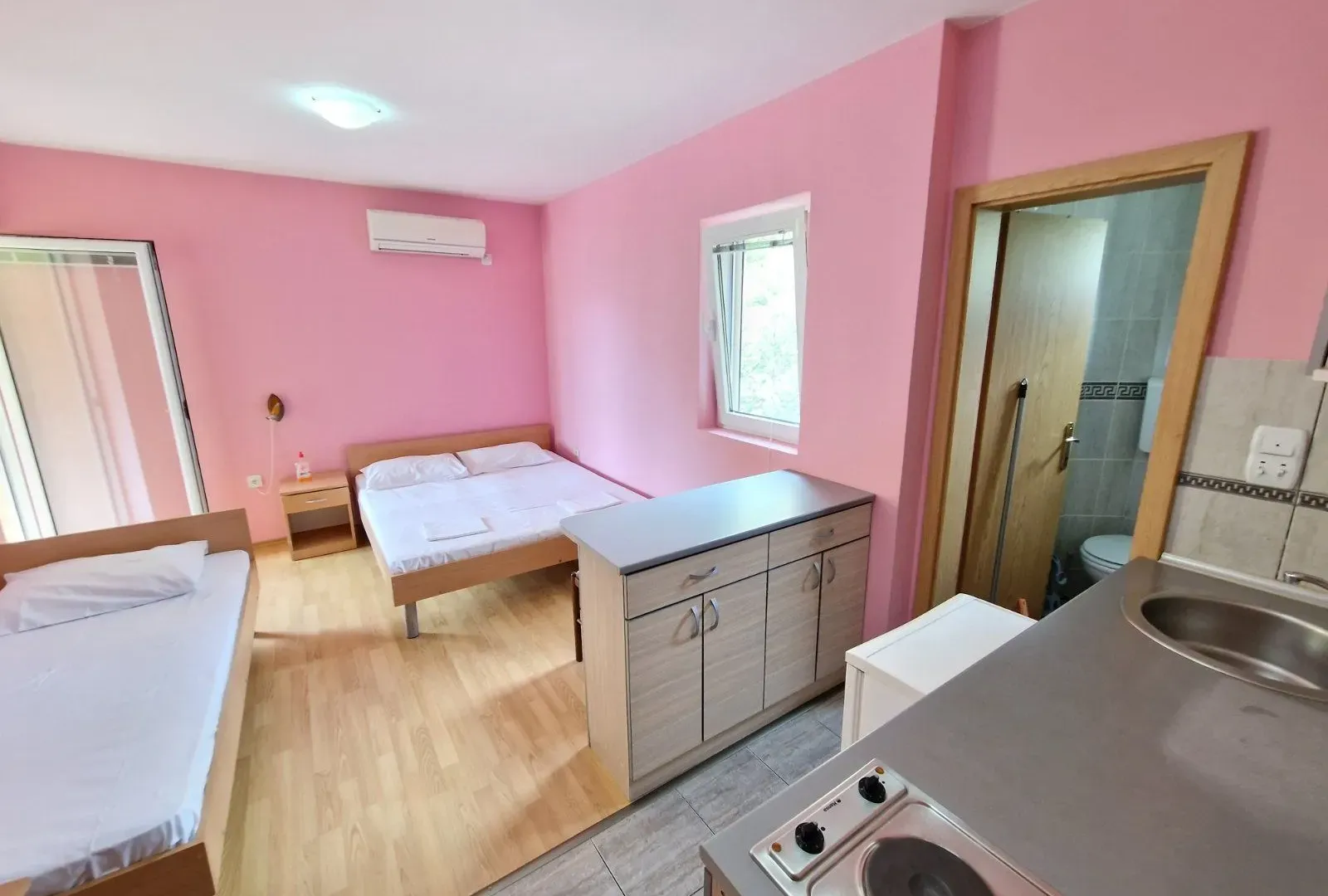Sale, house, 500m², Buljarica, Budva