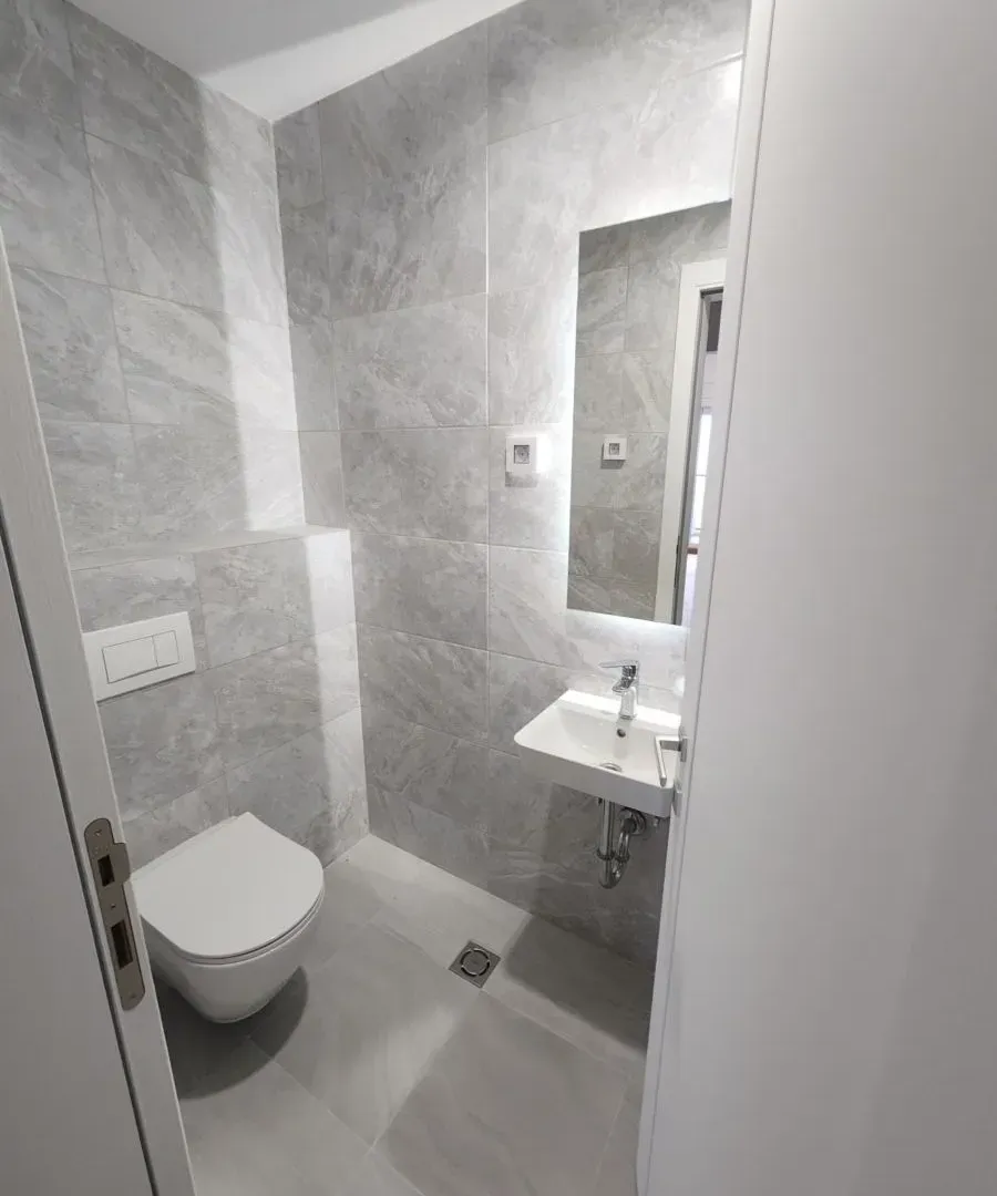 Prodaja, dvosoban stan, 80m², Stari Aerodrom, Podgorica