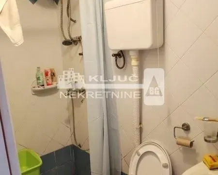 Prodaja, kuća, 2940m², Miljakovac, Rakovica - image 7