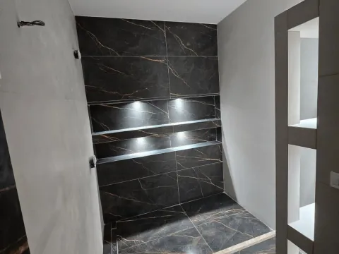 Sale, two bedroom apartment, 72m², Stari Aerodrom, Podgorica - image 11