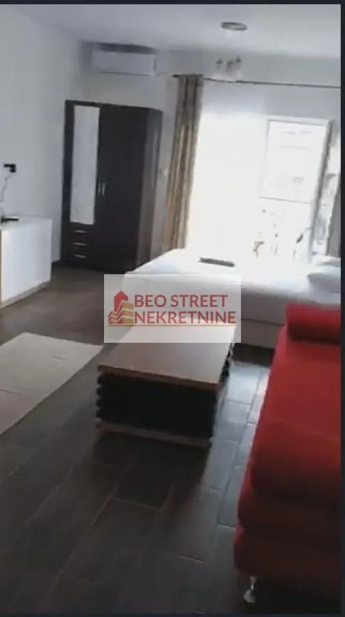 Izdavanje, jednosoban stan, 35m², Crveni Krst, Beograd