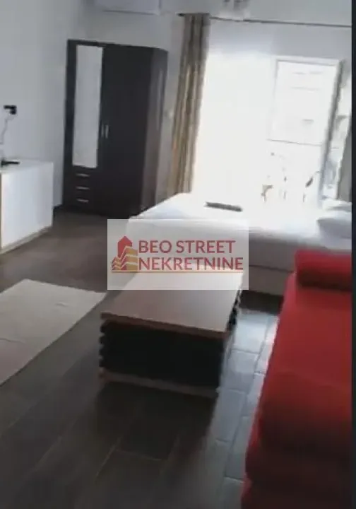 Izdavanje, jednosoban stan, 35m², Crveni Krst, Beograd