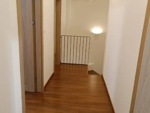 Izdavanje, trosoban stan, 90m², Master Kvart, Podgorica - image 10