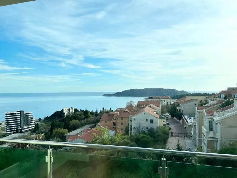 Prodaja, dvosoban stan, 81m², Bečići, Budva