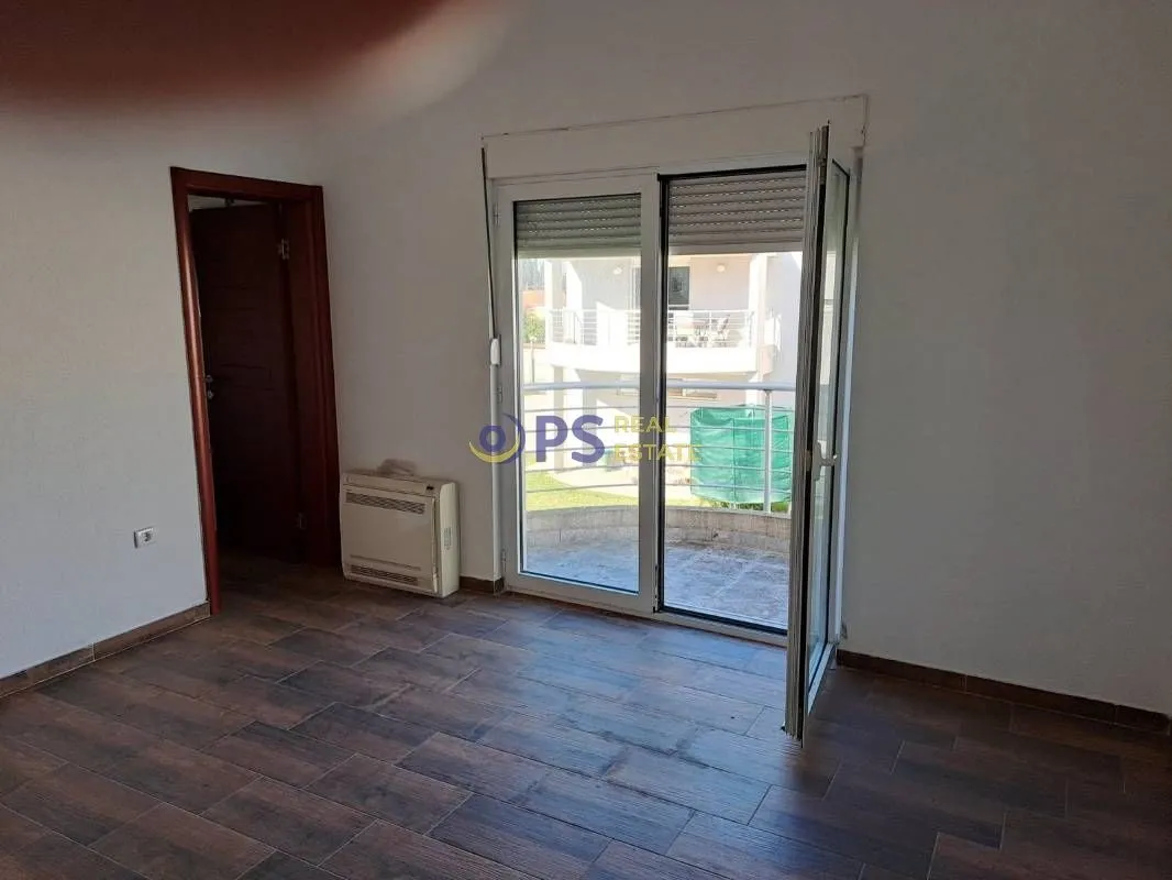 Sale, house, 300m², Bar, Crna Gora