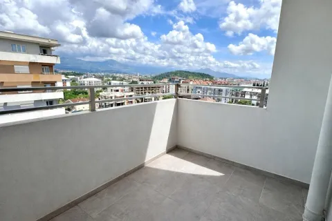 Prodaja, dvosoban stan, 70m², Central Point, Podgorica - image 14