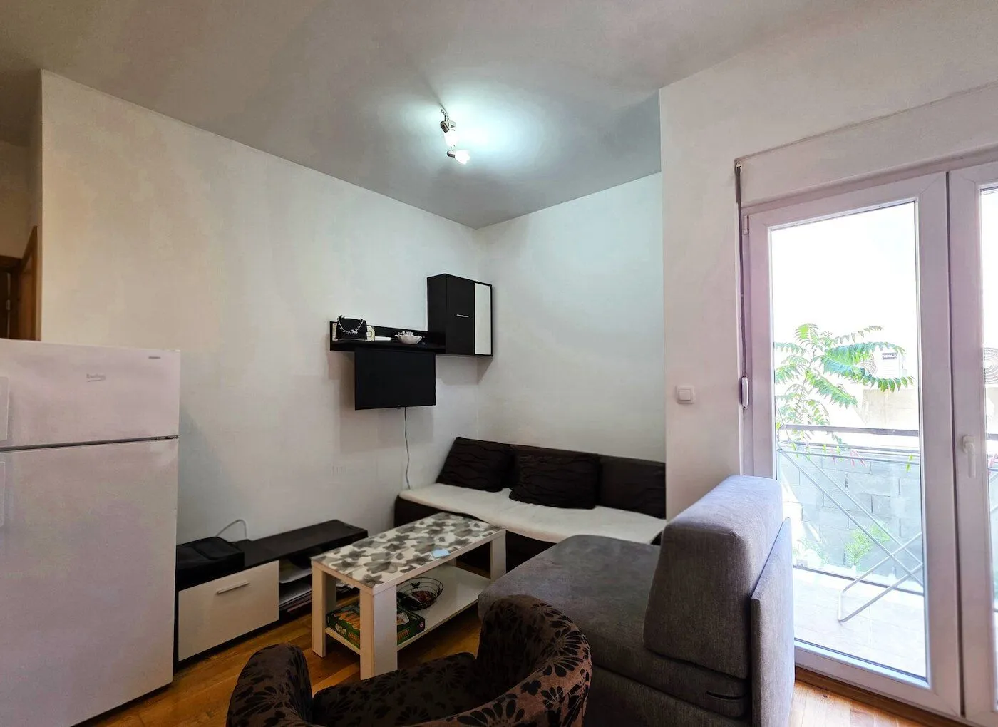 Izdavanje, stan, 30m², Zabjelo, Podgorica