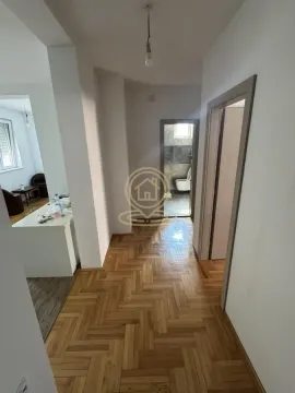 Prodaja, trosoban stan, 70m², Pantelej, Niš - image 8