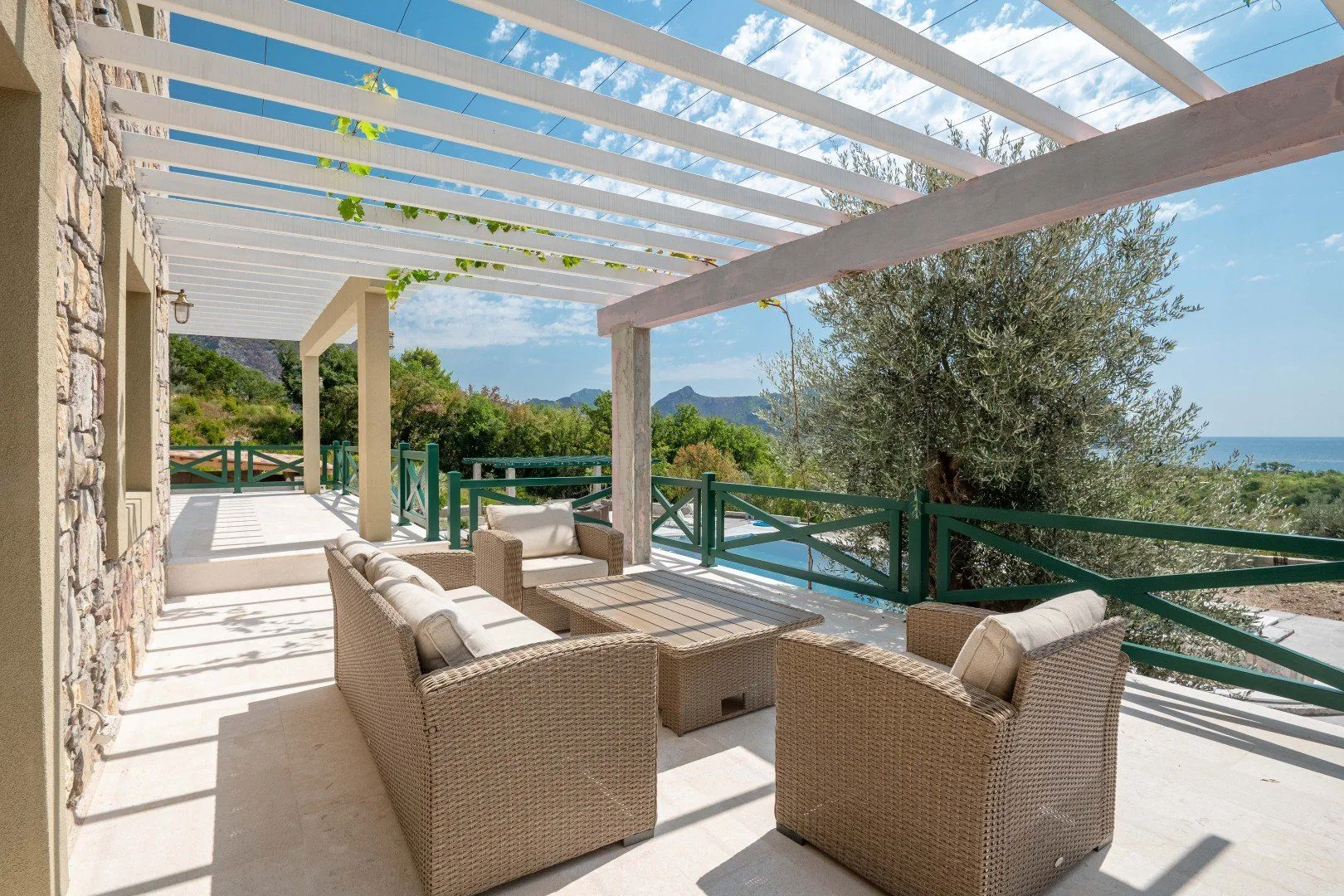 Sale, house, 500m², Buljarica, Budva
