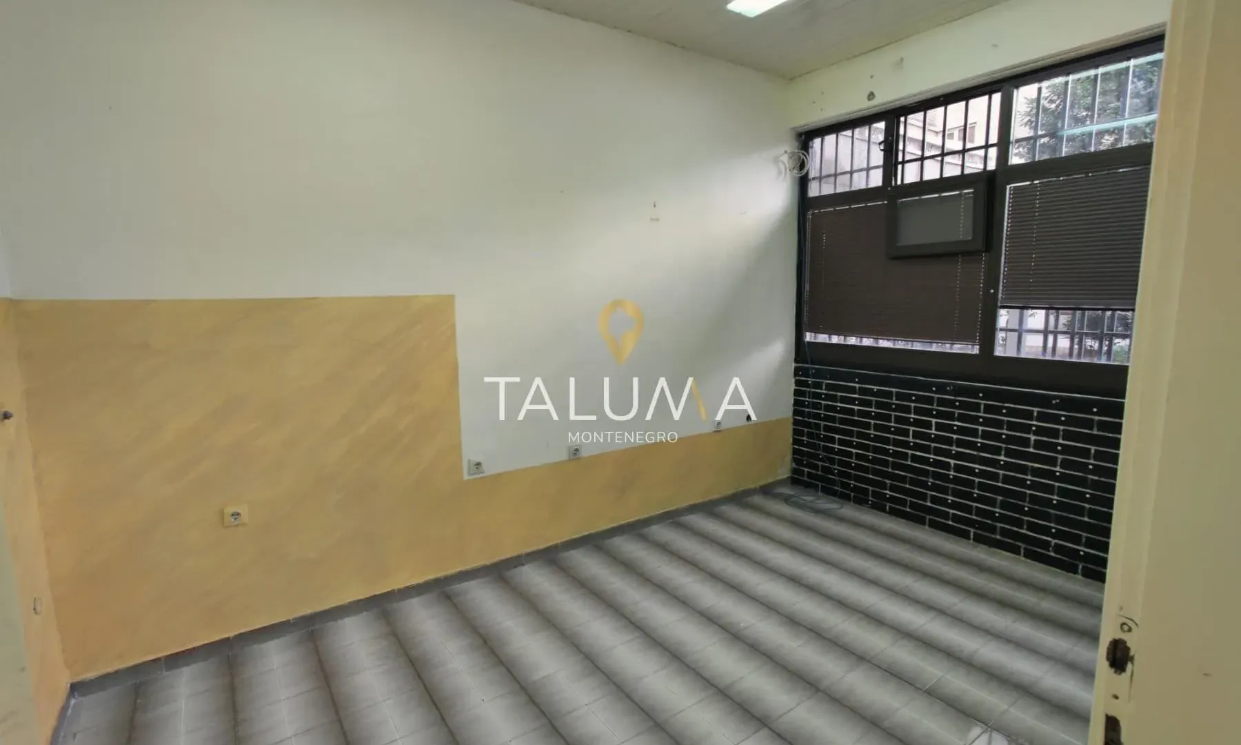 Sale, office space, 36m², Baston, Podgorica