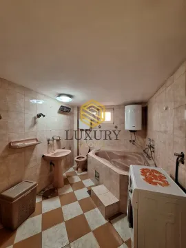 Izdavanje, dvosoban stan, 70m², Donja Gorica, Podgorica - image 7