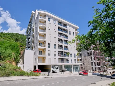 Sale, office space, 45m², Bečići, Budva - image 3