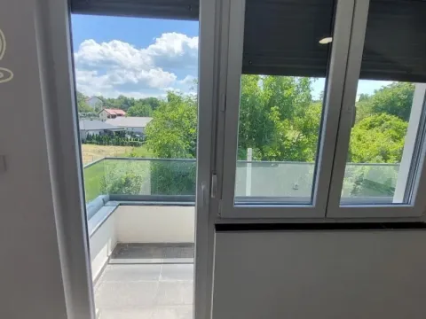 Sale, four bedroom apartment, 78m², Alibegovac, Petrovaradin - image 8