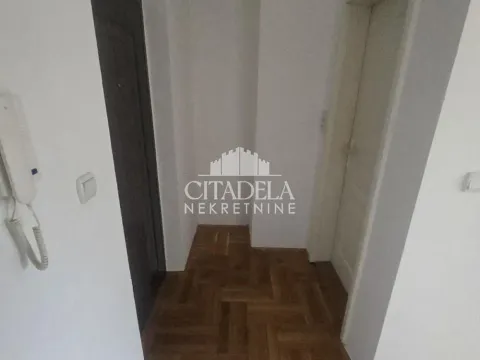Prodaja, jednosoban stan, 39m², Zvezdara Sve Podlokacije, Beograd - image 14