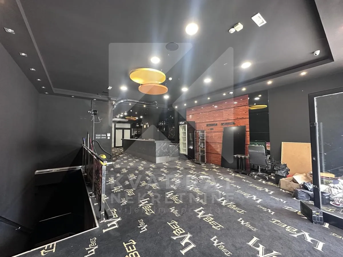 Sale, office space, 192m², City Kvart, Podgorica
