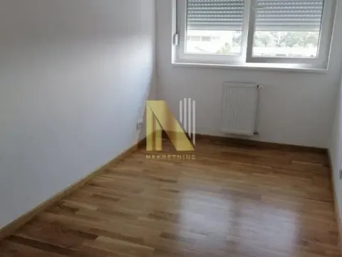 Rent, office space, 63m², Jugovićevo, Novi Sad Sve Podlokacije - image 8