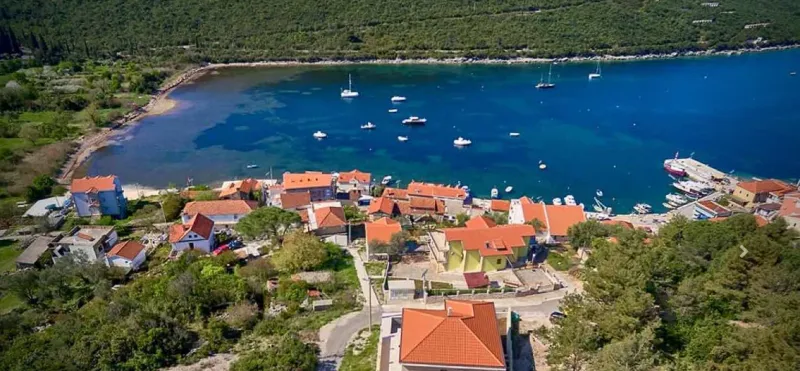 Sale, office space, 298m², Glavatičići, Kotor