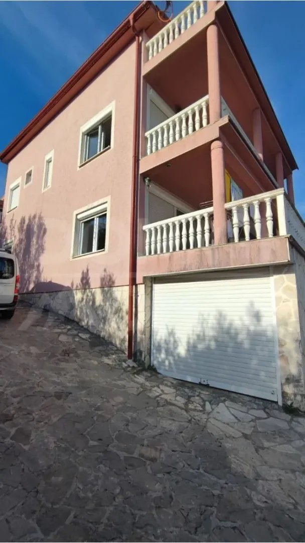 Rent, house, 300m², Tivat, Crna Gora