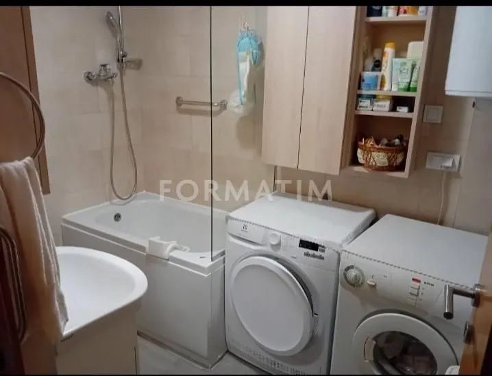 Sale, three bedroom apartment, 68m², Centar, Čačak