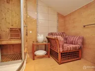 Prodaja, kuća, 222m², Donja Lastva, Tivat - image 17