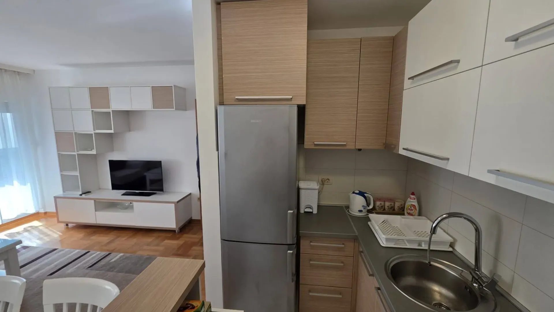 Rent, one bedroom apartment, 44m², Stari Aerodrom, Podgorica