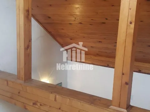 Prodaja, kuća, 250m², Voždovac Sve Podlokacije, Beograd - image 12