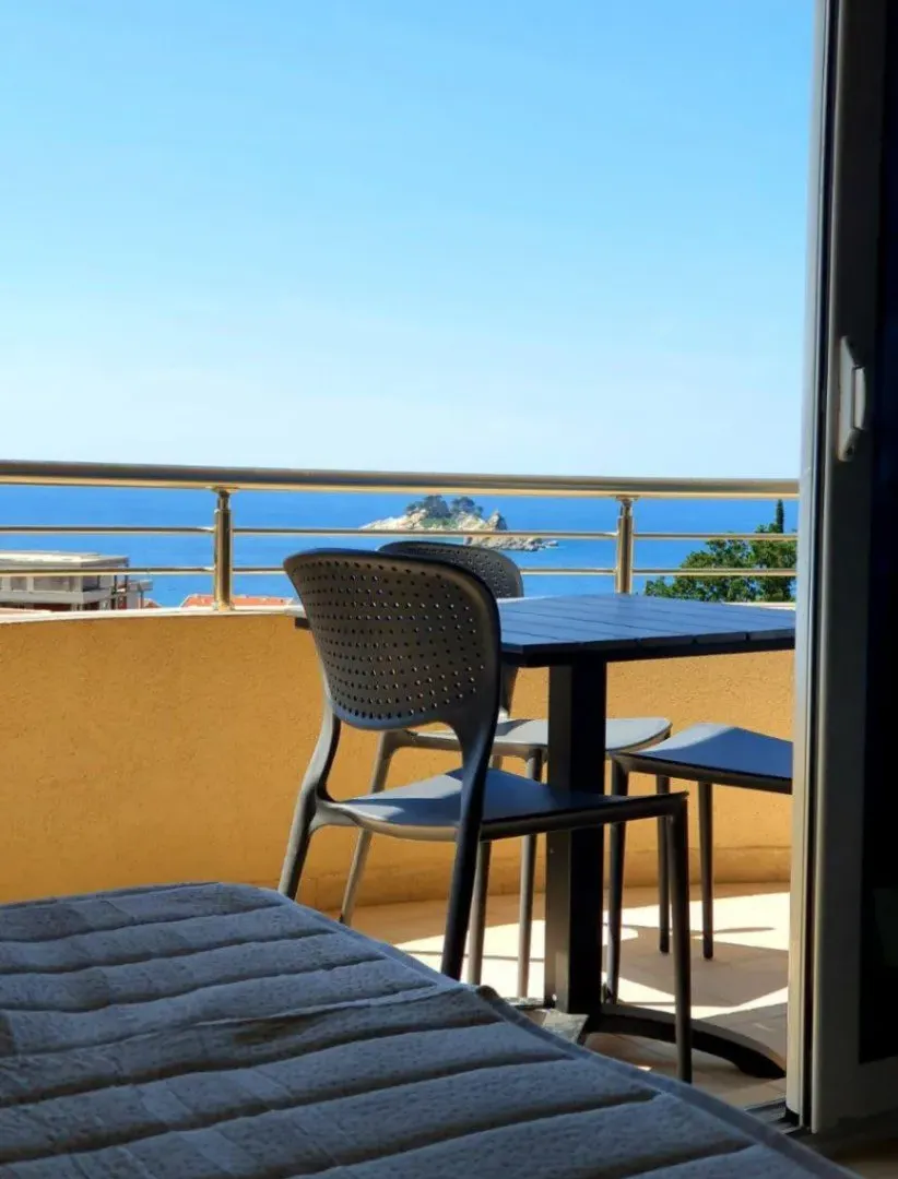 Sale, one bedroom apartment, 35m², Petrovac, Budva