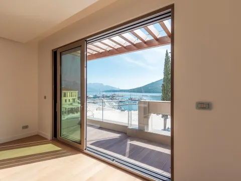Prodaja, dvosoban stan, 156m², Portonovi, Herceg Novi - image 4