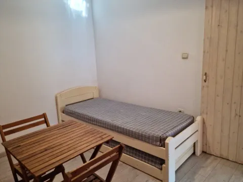 Izdavanje, jednosoban stan, 34m², Zemun Centar, Zemun Sve Podlokacije - image 10