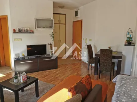 Rent, one bedroom apartment, 40m², Bulevar Oslobodjenja, Novi Sad Sve Podlokacije - image 4