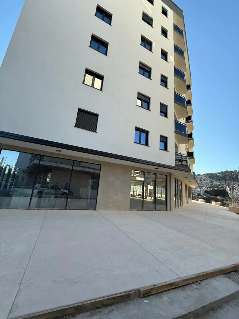 Sale, office space, 610m², City Kej, Podgorica