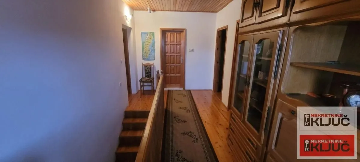 Prodaja, kuća, 179m², Adice, Novi Sad Sve Podlokacije