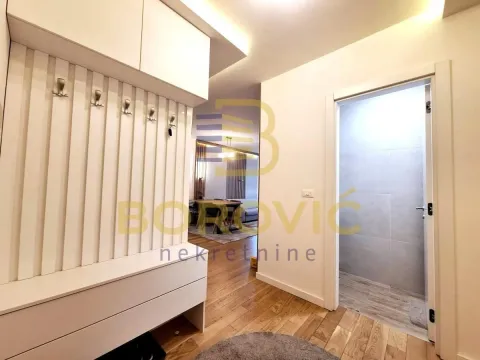 Izdavanje, trosoban stan, 82m², Čubura, Beograd - image 2
