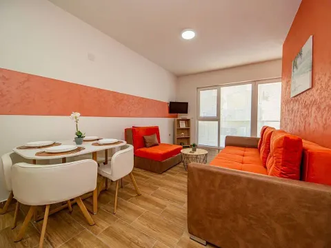 Rent, one bedroom apartment, 38m², Sutomore, Bar - image 4