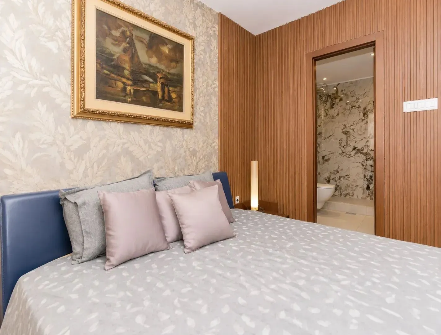 Rent, three bedroom apartment, 200m², Gorica C, Podgorica