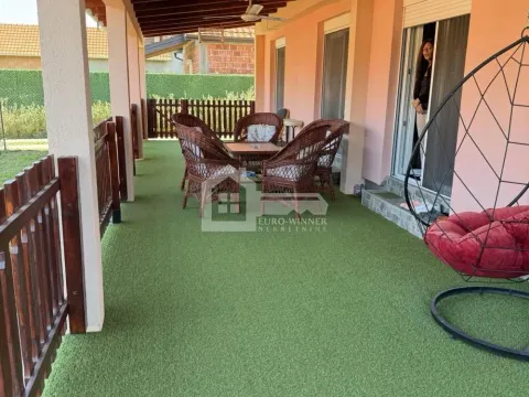 Prodaja, kuća, 191m², Ašanja, Pećinci - image 12