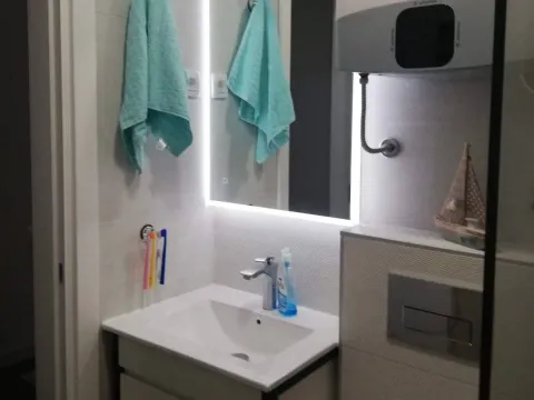 Rent, two bedroom apartment, 62m², Seljanovo, Tivat - image 9