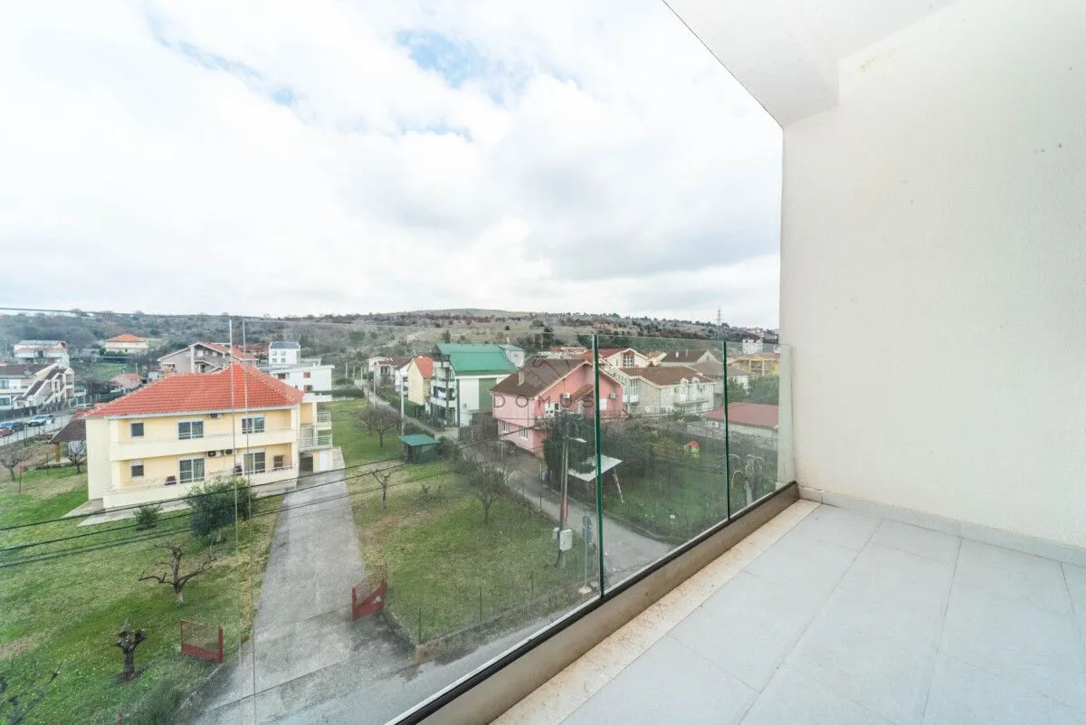 Rent, three bedroom apartment, 130m², Dalmatinska ulica, Podgorica